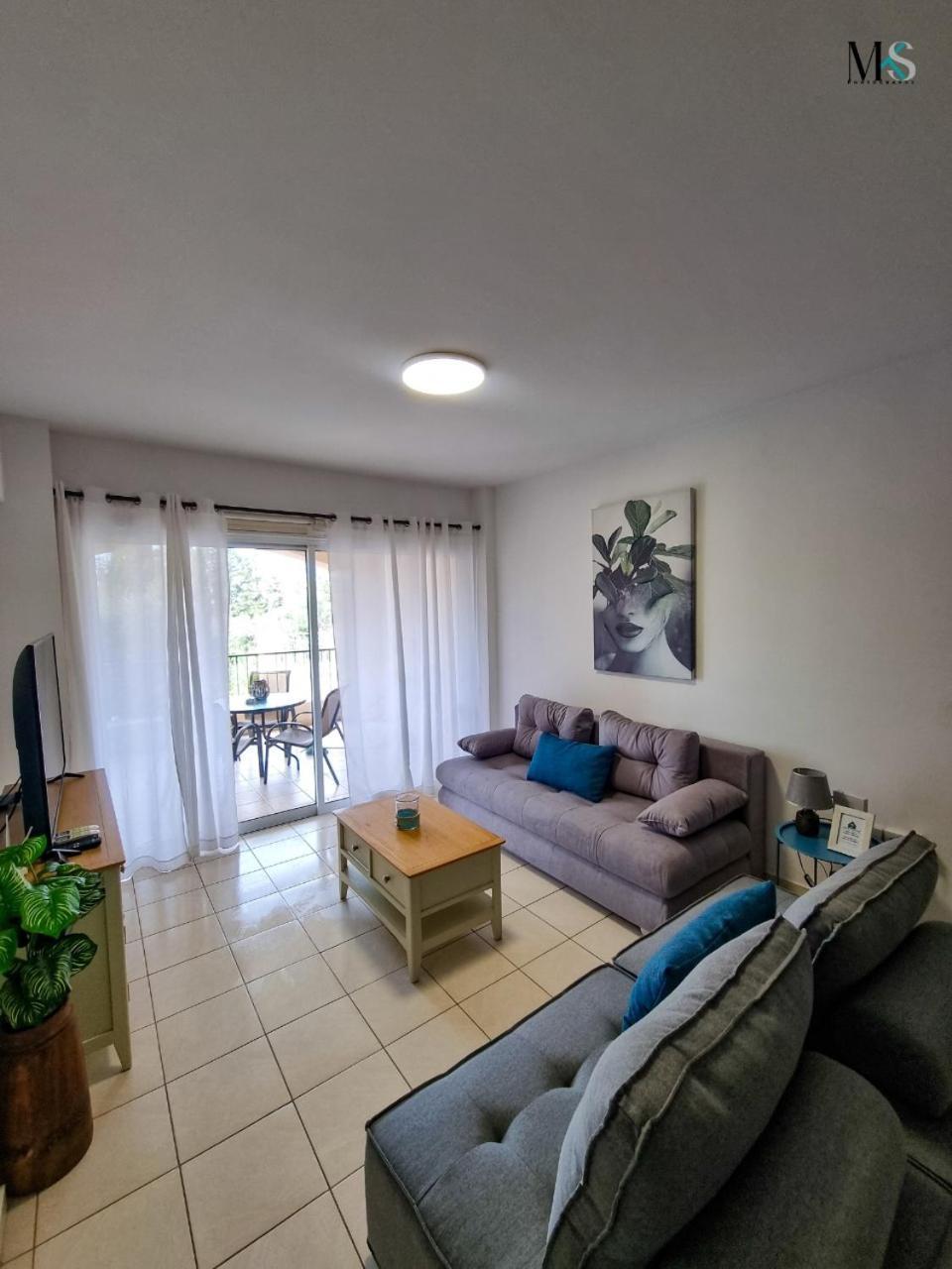Cozy Apartment In Paphos Beautiful Complex Ngoại thất bức ảnh