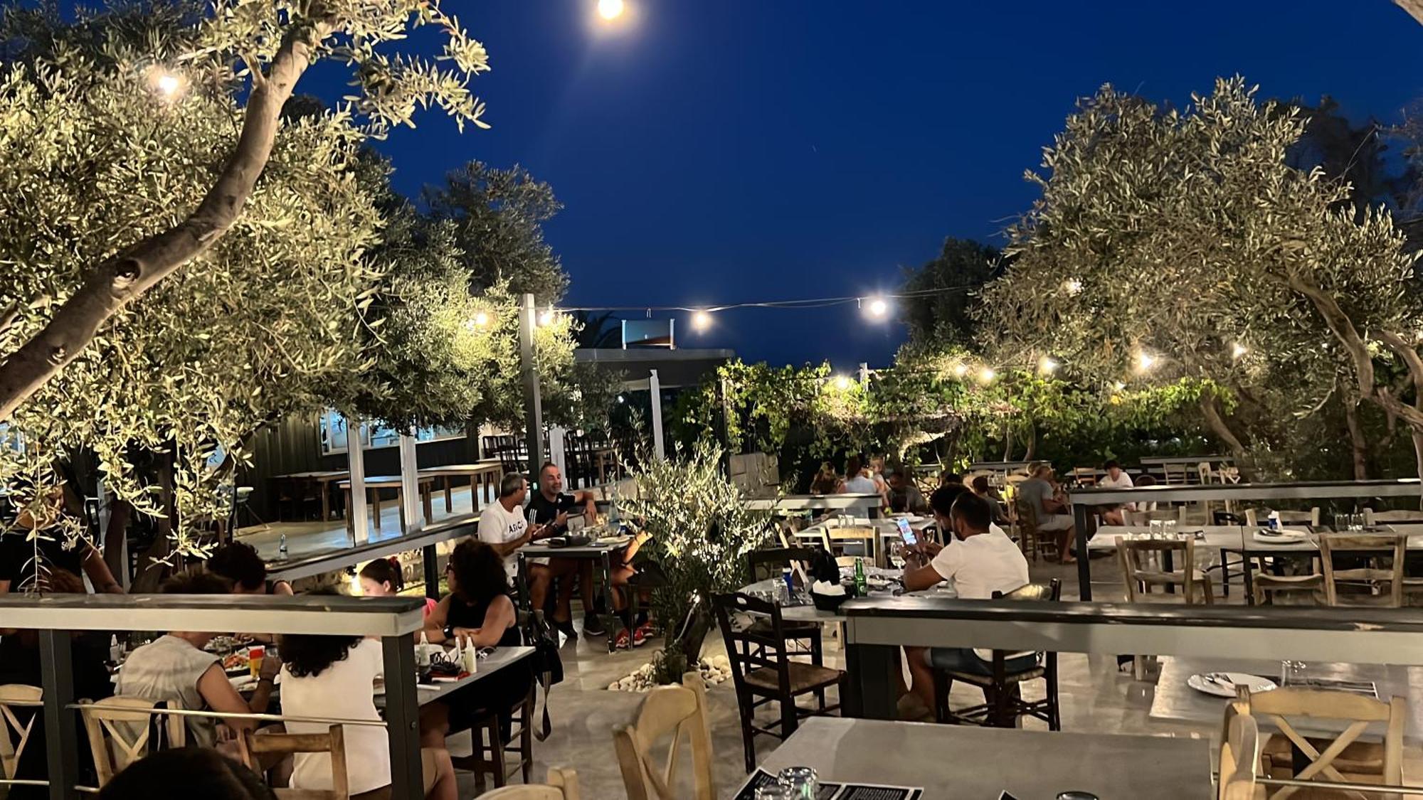 Cozy Apartment In Paphos Beautiful Complex Ngoại thất bức ảnh